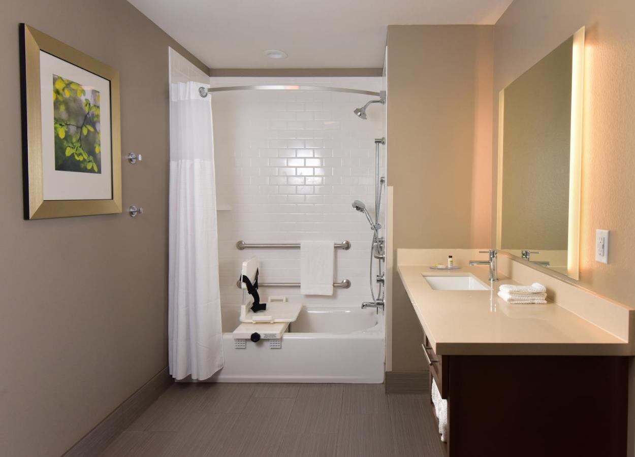 Staybridge Suites - Wisconsin Dells - Lake Delton By Ihg Exterior photo
